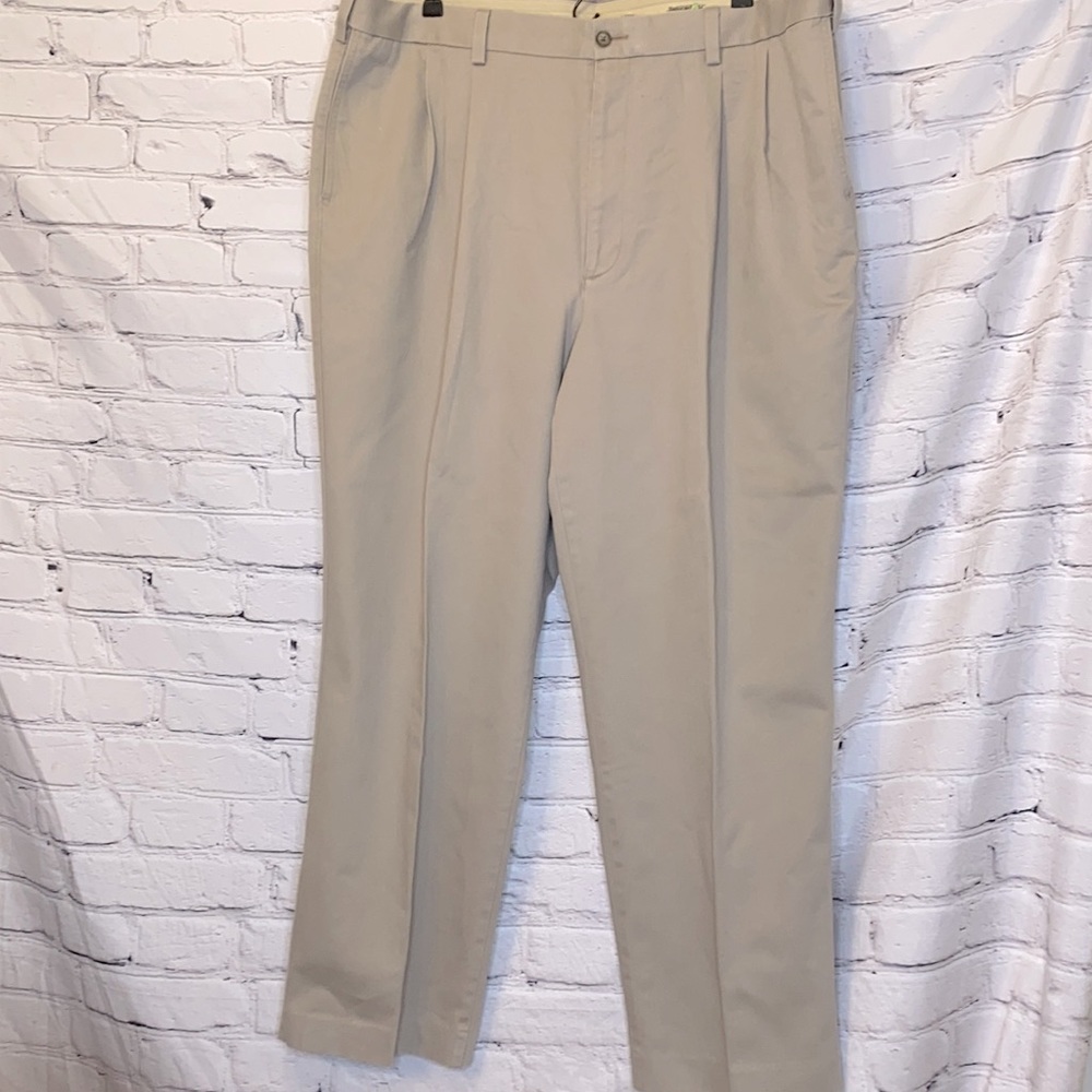 Savane Tailored To Fit Men's Khaki Pants Size 44 Waist & 30 Length